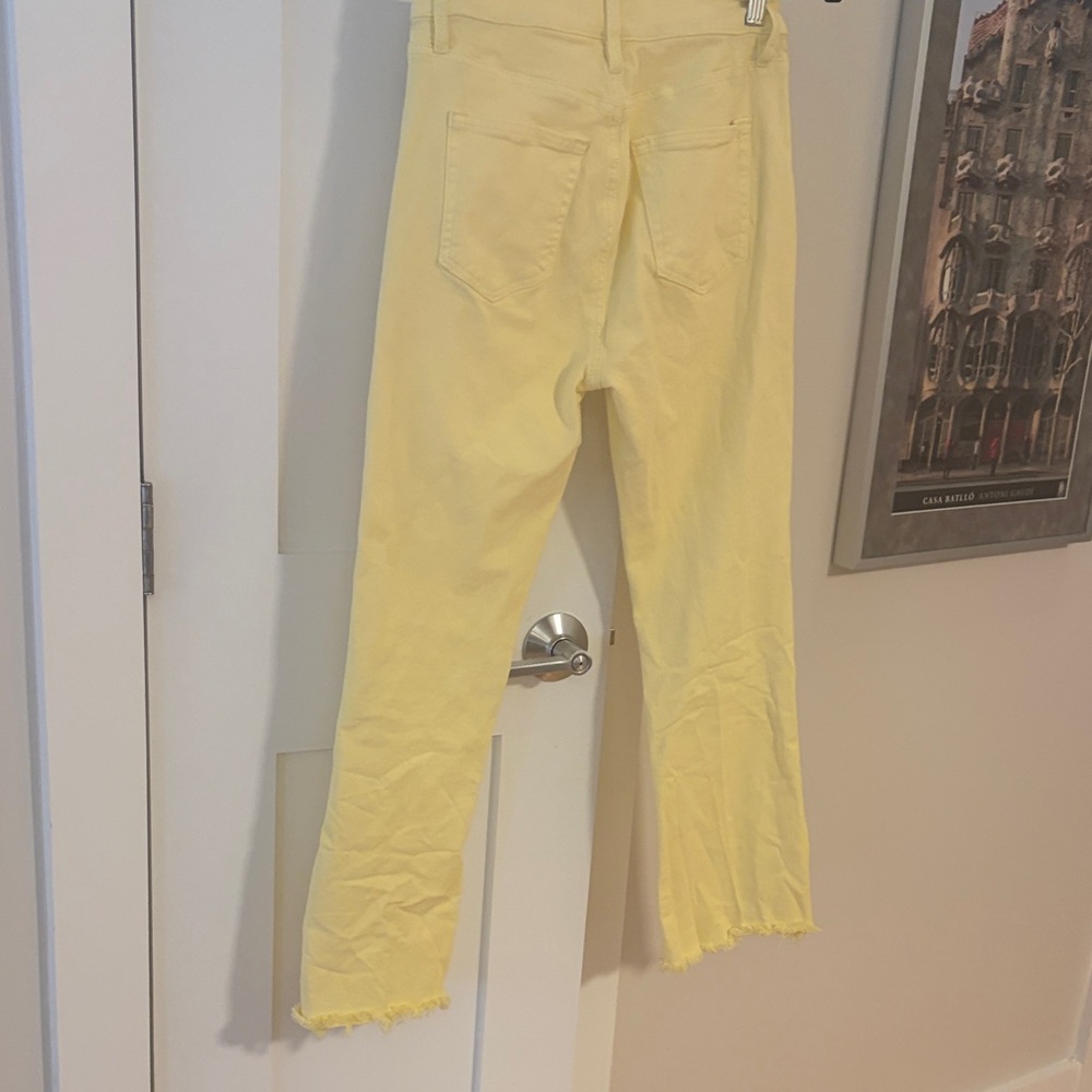 LOFT Yellow kick crop Women's Jeans size 0 EUC - Picture 3 of 3